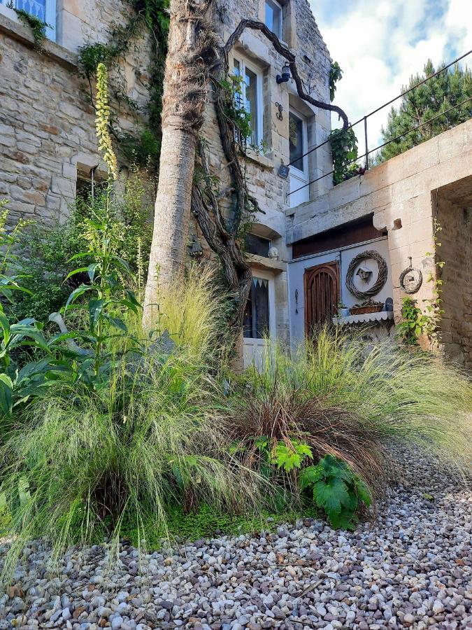La Malposte Bed & Breakfast Reviers ภายนอก รูปภาพ