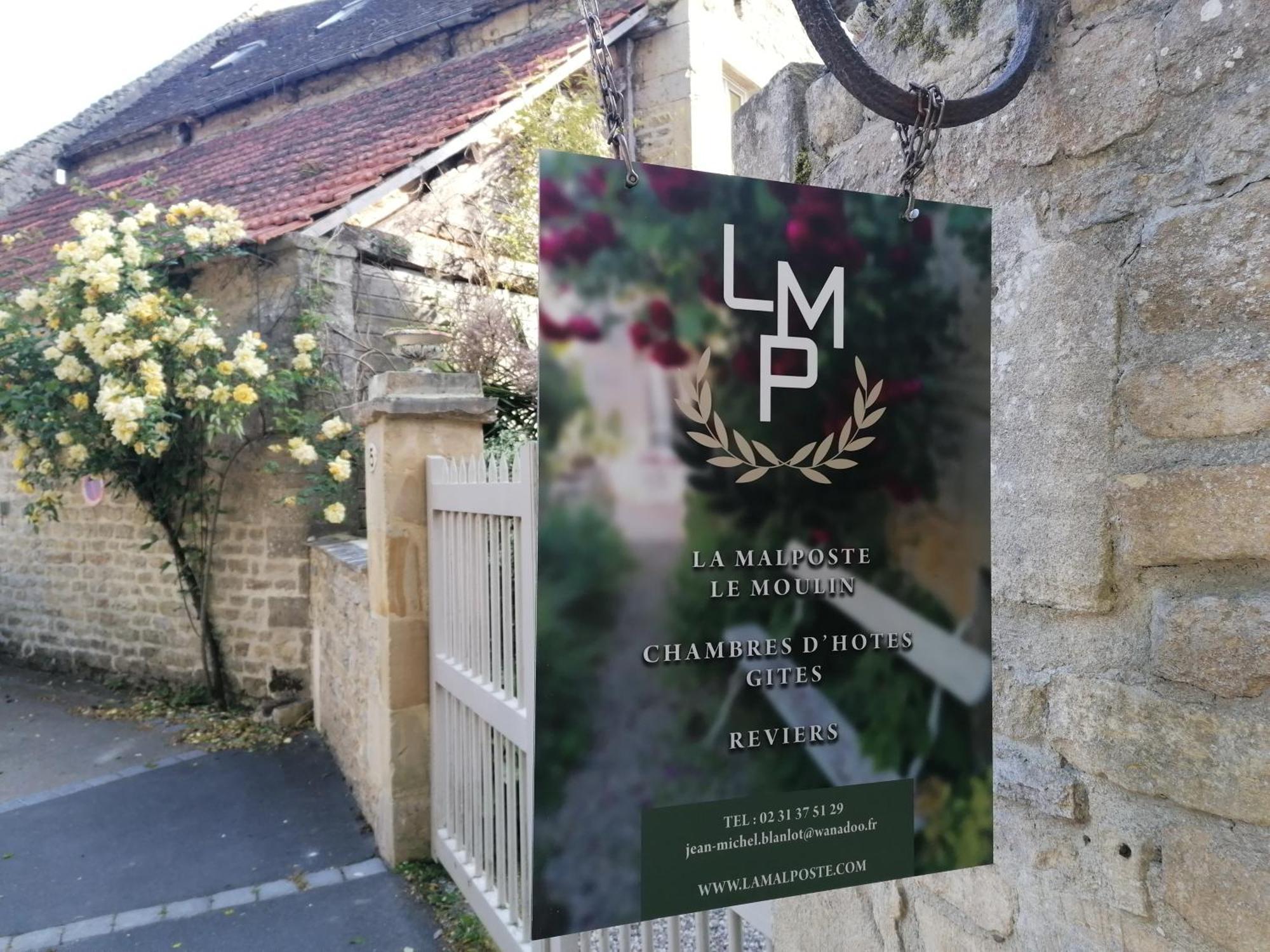 La Malposte Bed & Breakfast Reviers ภายนอก รูปภาพ