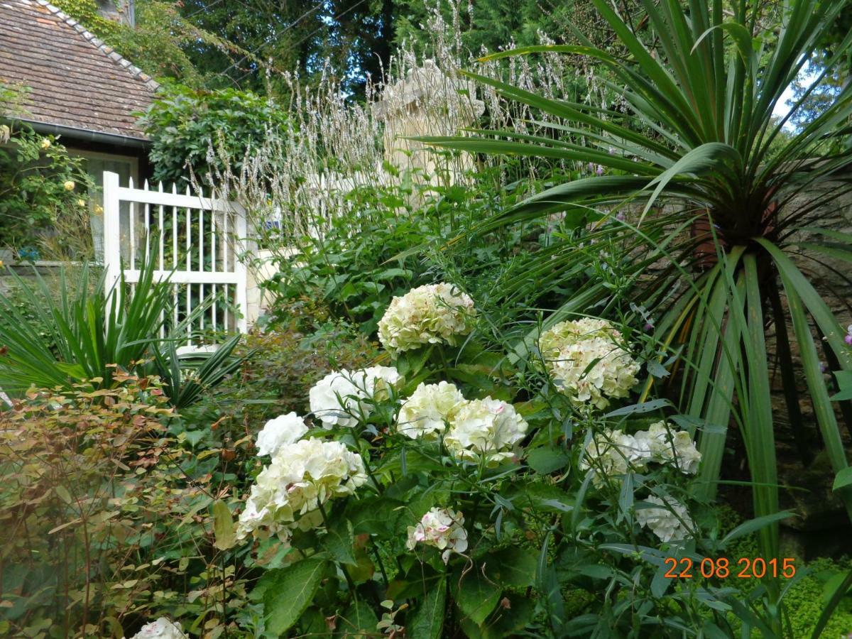 La Malposte Bed & Breakfast Reviers ภายนอก รูปภาพ